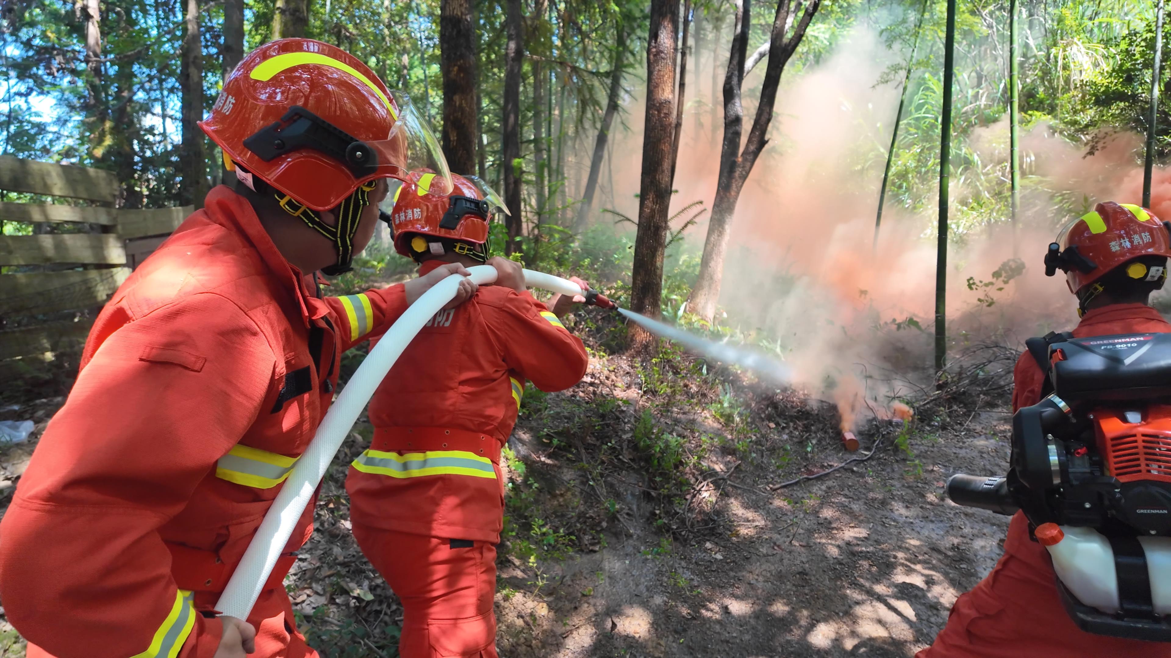 福建9159金莎游艺场参加2025年三明市森林防灭火应急演练 筑牢秋冬季森林安全防线